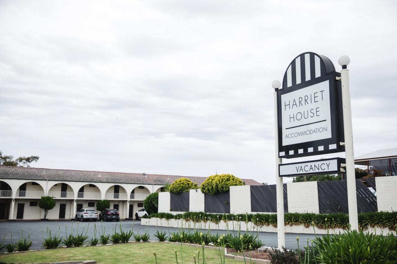 Harriet House Tumut Motel Exterior foto