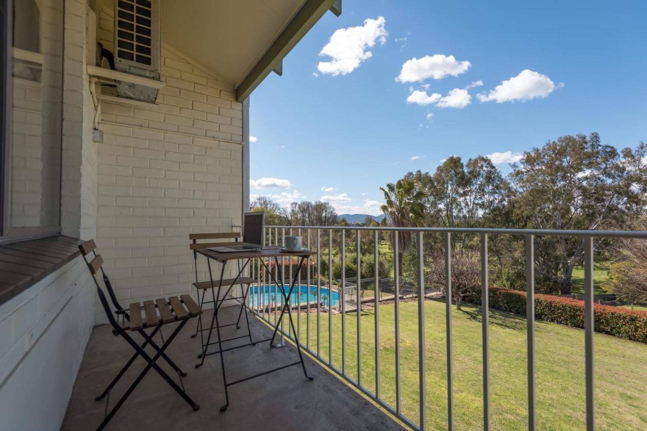 Harriet House Tumut Motel Exterior foto